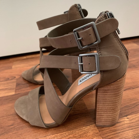 Steve Madden Heels size 7.5 - Picture 4 of 6